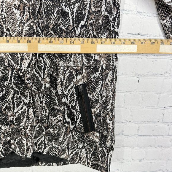 Soft Surroundings Jacket Women Medium Animal Print Mob Wife Water Resistance - Picture 12 of 12